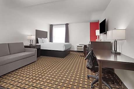 Queen Room - Mobility Access/Non-Smoking