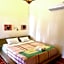 Arys Lagoon Bungalow & Hotel