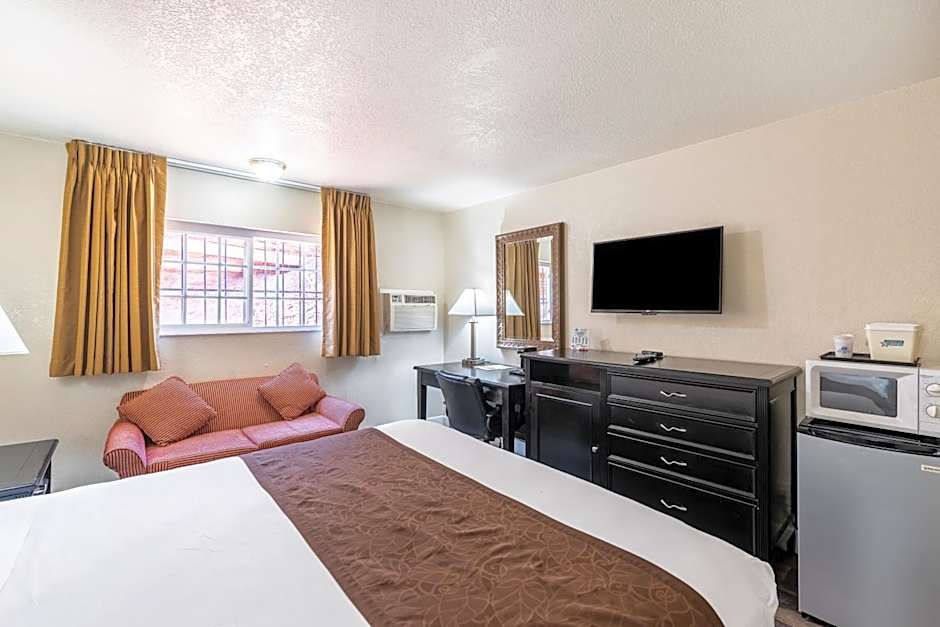 Americas Best Value Inn & Suites Flagstaff