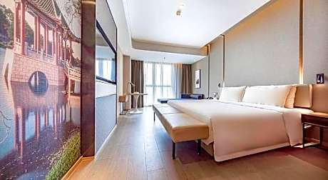 Atour Hotel Foshan Shunde Meidi Yueran Square