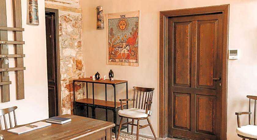 Nill's Stone House Otel