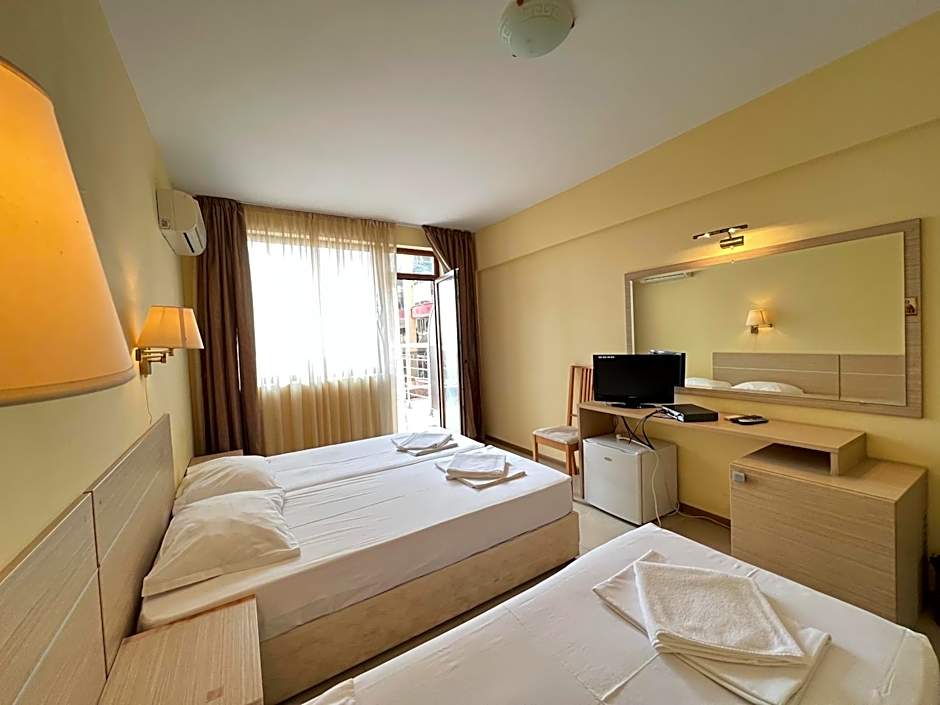 Александра