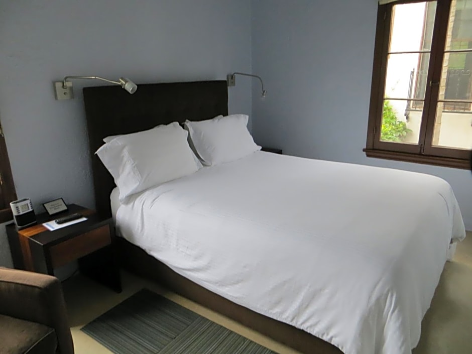 Casa Del Mar Inn