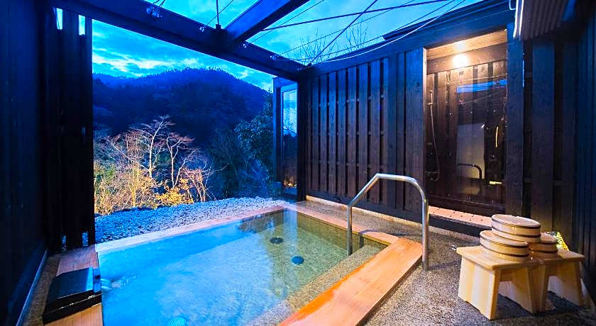 Momijiya Honkan Takao Sansou Ryokan