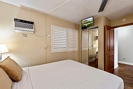 Premium Two-Bedroom Apartment with Oceanfront View