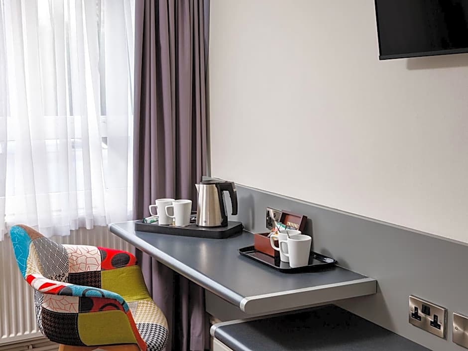 Mercure Chester Abbots Well Hotel