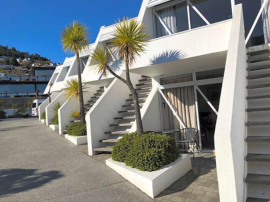 Amity Serviced Apartments