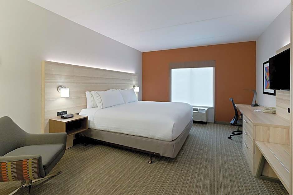 Photo 1 of 3 of Leisure 1 King Bed