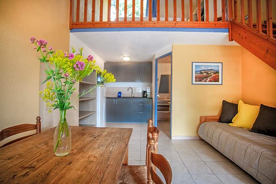 Les Arbousiers Village Hôtel Provençal