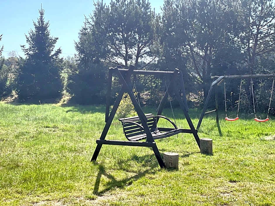 Domek letniskowy z kortem tenisowym Karwia Ostrowo