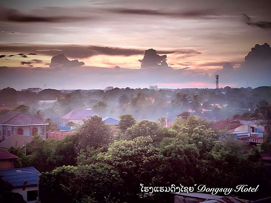 Dongsay Hotel Thakhek