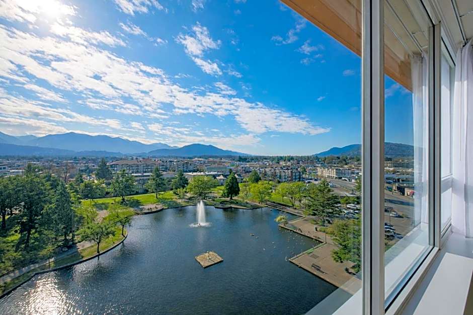 Coast Chilliwack Hotel
