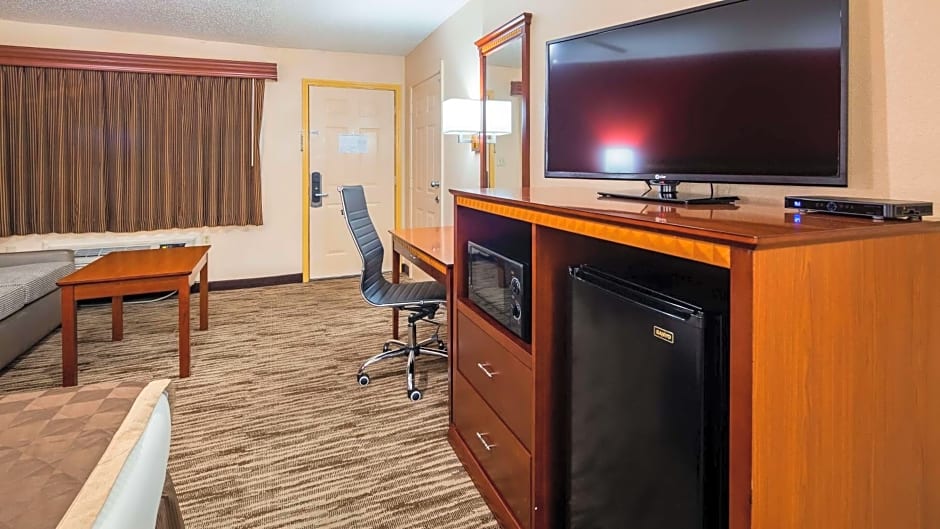 Best Western Executive Inn