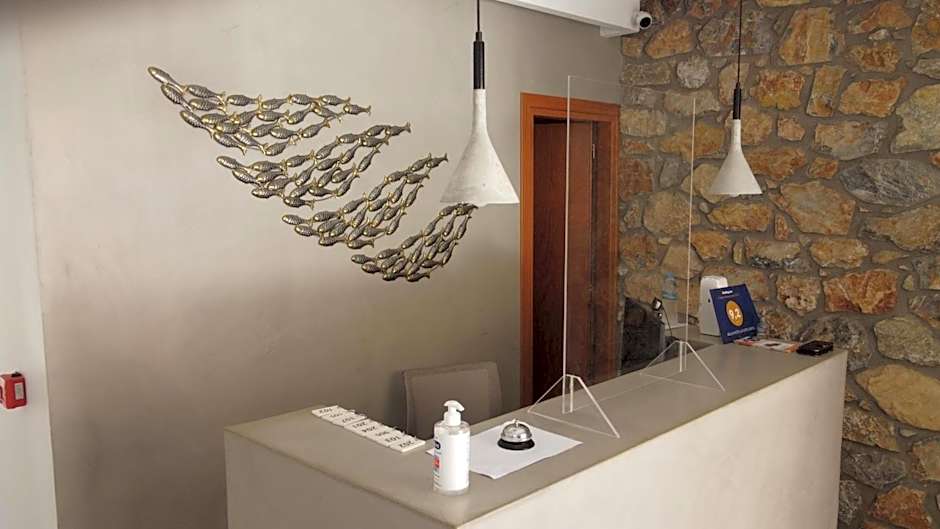 Aellia Hotel & Suites