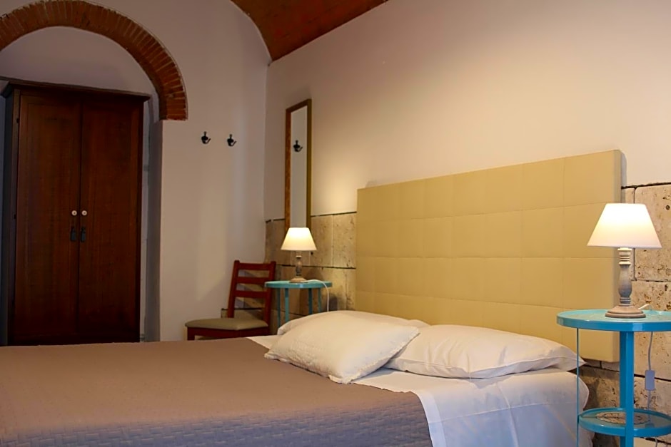 Bed & Tower