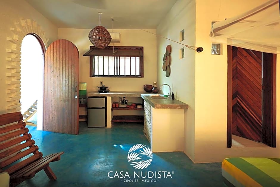 Casa Nudista - LGBT Hotel