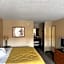 OYO Hotel Harriman near I-40