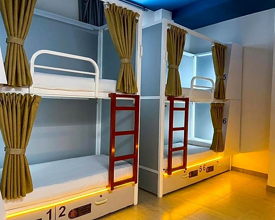 Sun & Moon Hostel