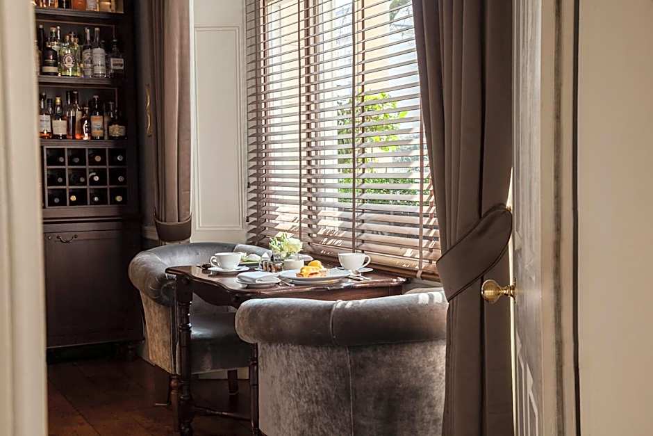 Roseate House London