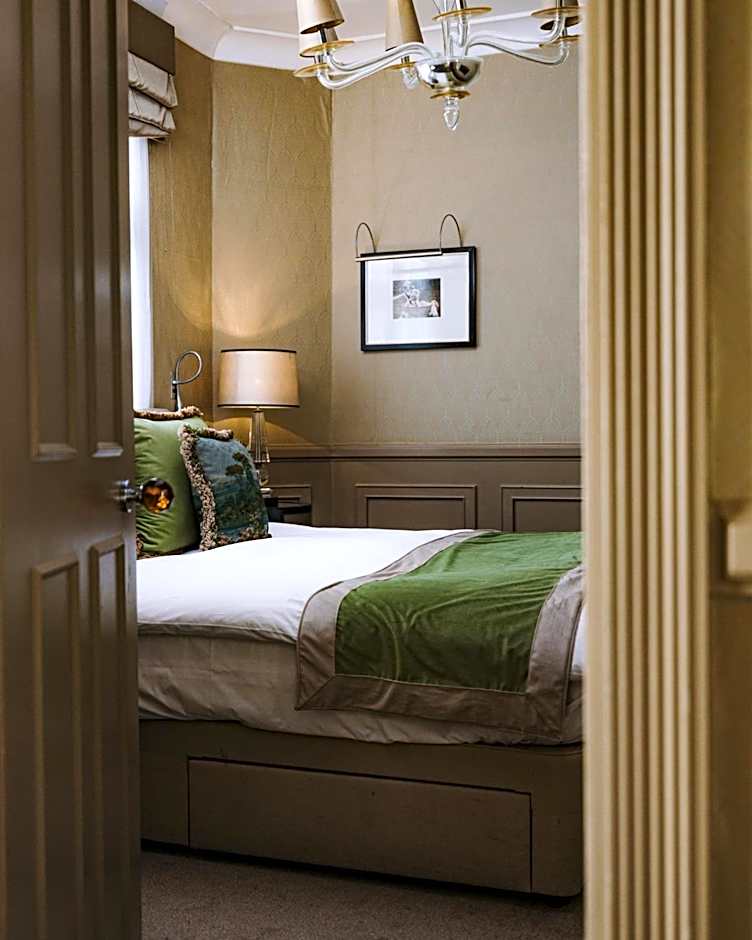 St James Hotel & Club Mayfair