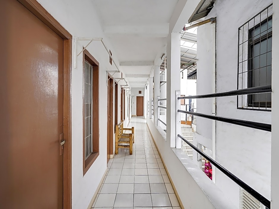 OYO 91546 Dewi Sudirman Homestay