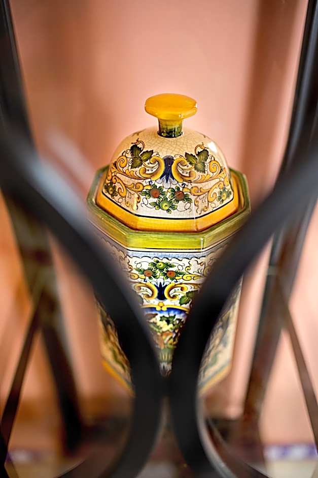 Alcazar De La Reina Hotel