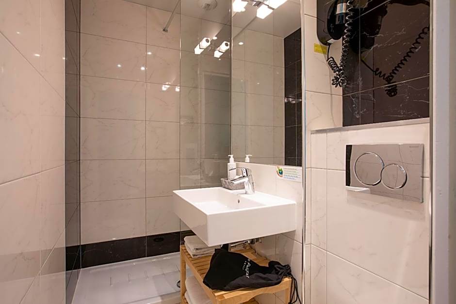 Hotel Olympic by Patrick Hayat