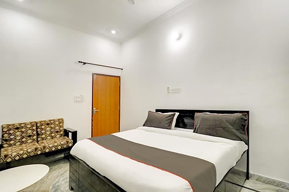 Collection O Bj Residency Near Botanic Garden Of Indian Republic – Noida, DC
