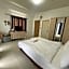 Grand Bangsaen Hotel