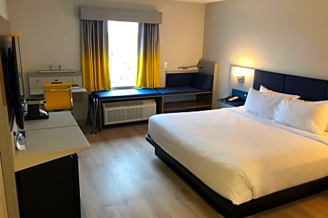 King Room - Mobility Access/Non-Smoking