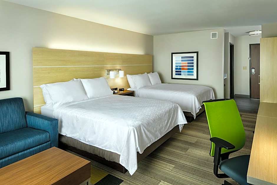 Holiday Inn Express and Suites Medford By IHG