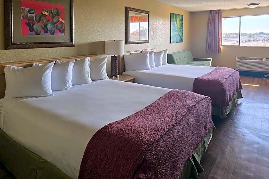 Oxnard Inn Lancaster