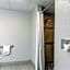 La Casa Inn & Suites-Middleboro