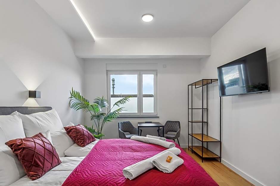 SUITE4ME - Moderne Apartments I Küche I Balkon I Waschmaschine