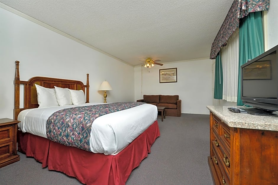 Americas Best Value Inn and Suites Lancaster