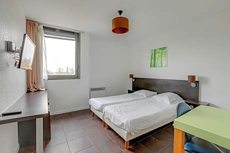 Studio (2 Single Beds)