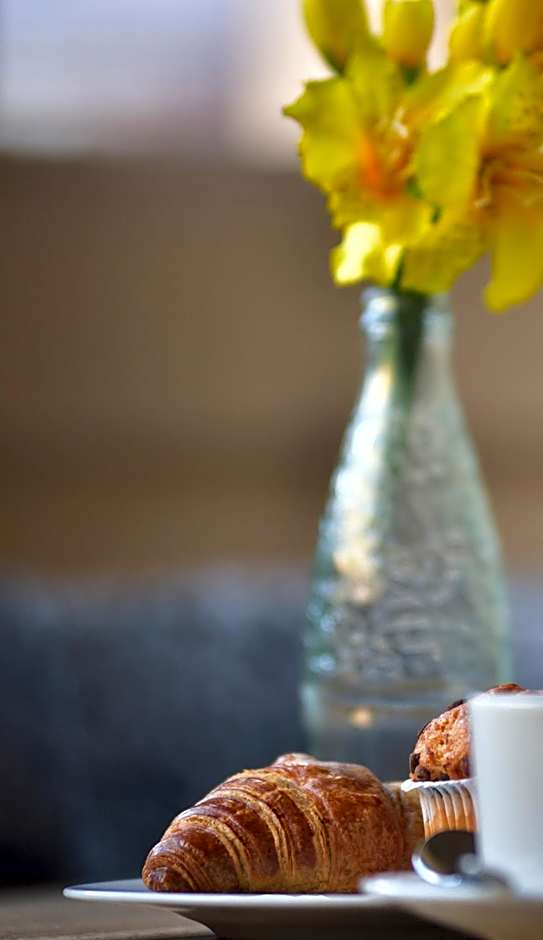 Mihlton Barcelona Boutique B&B