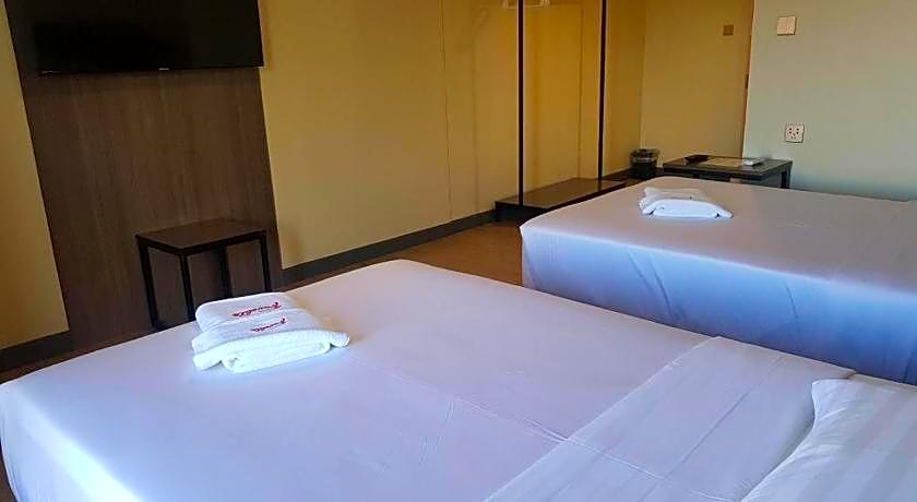 Travelite Hotel Legarda