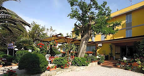 PFA Hotel Ginevra