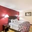 Red Roof Inn & Suites Pensacola East - Milton