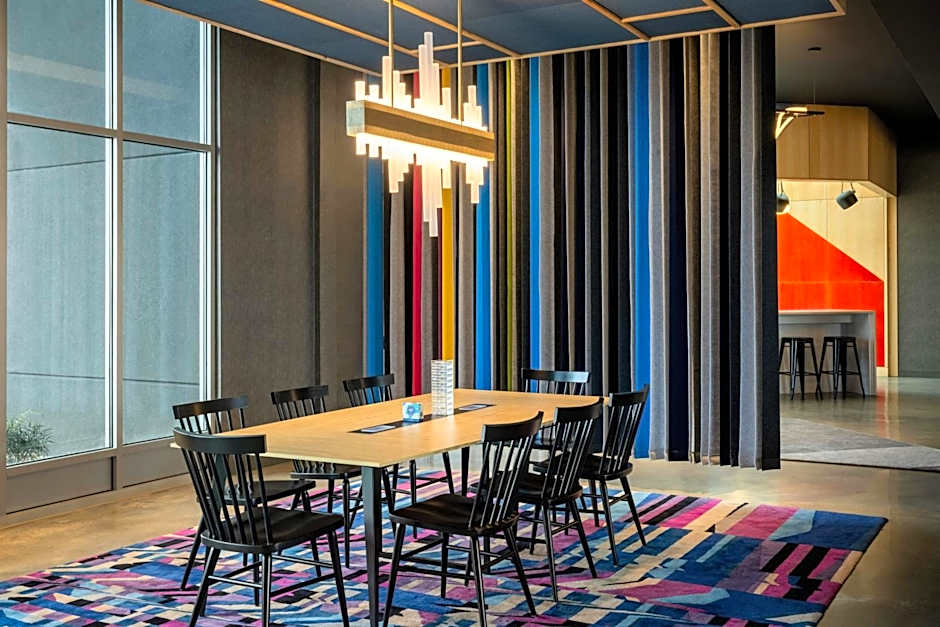 Aloft Florence
