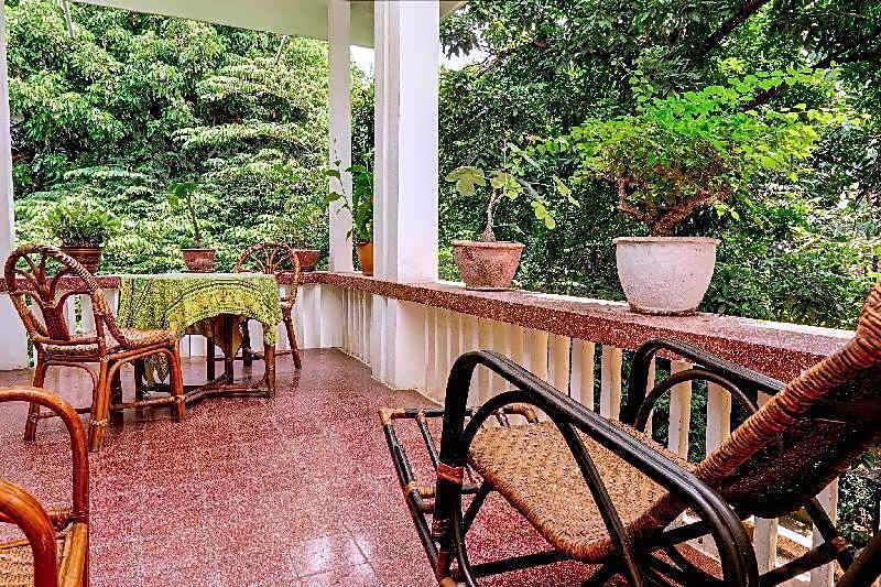 Lanis House by the Ponds