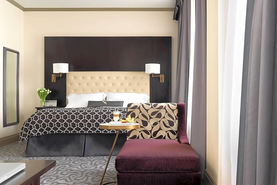 Hotel Blackhawk, Autograph Collection