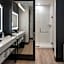 Aloft Memphis Downtown