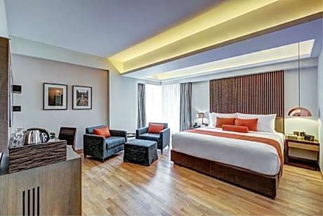 Executive Double King - 20% discount on Food