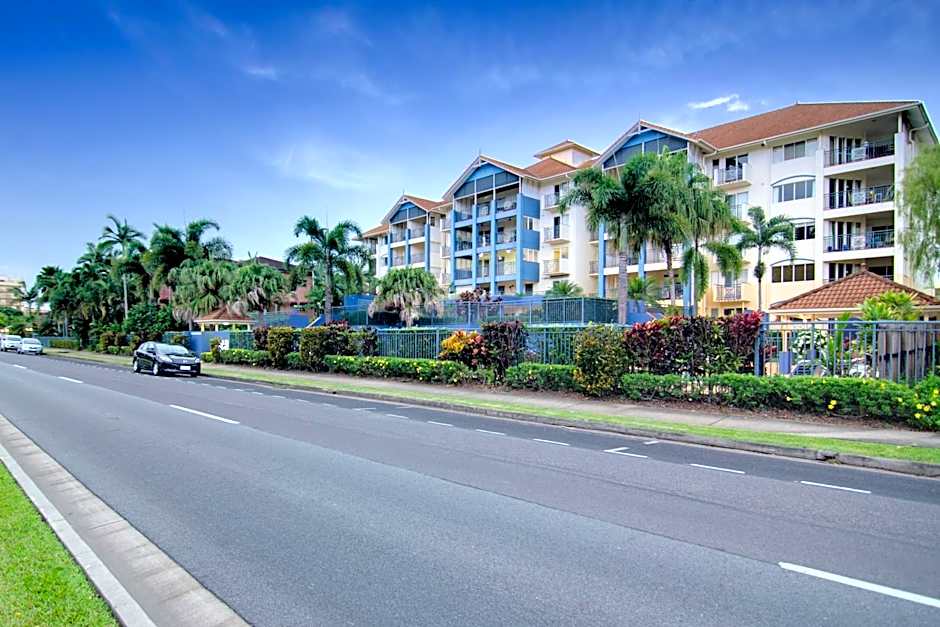 North Cove Waterfront Suites