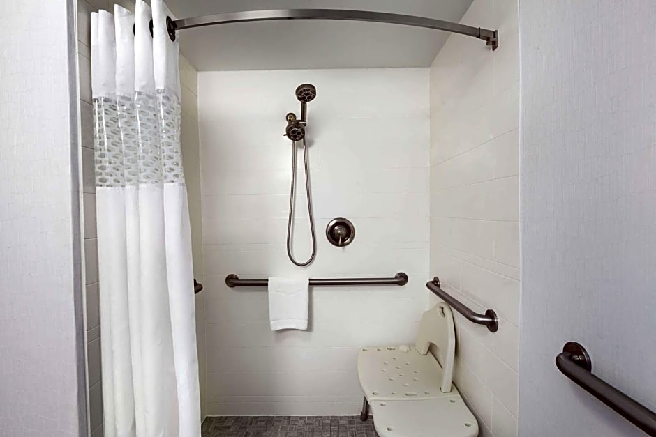 Hampton Inn Waycross