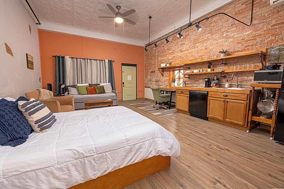 Hartwell Suites