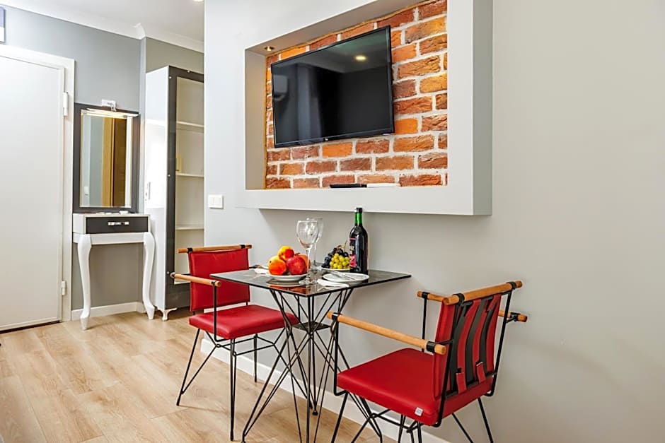 Gloria Suites Old City