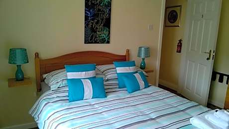 Deluxe Double Room with Shower